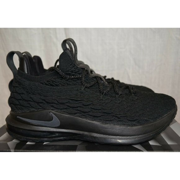 Nike Air Zoom Lebron 15 \